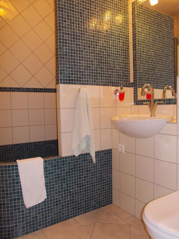 Litla Guesthouse Исафьордур Экстерьер фото